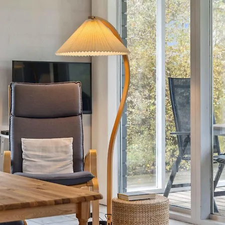 Well-designed House In Scenic Surroundings Hébergement de vacances *