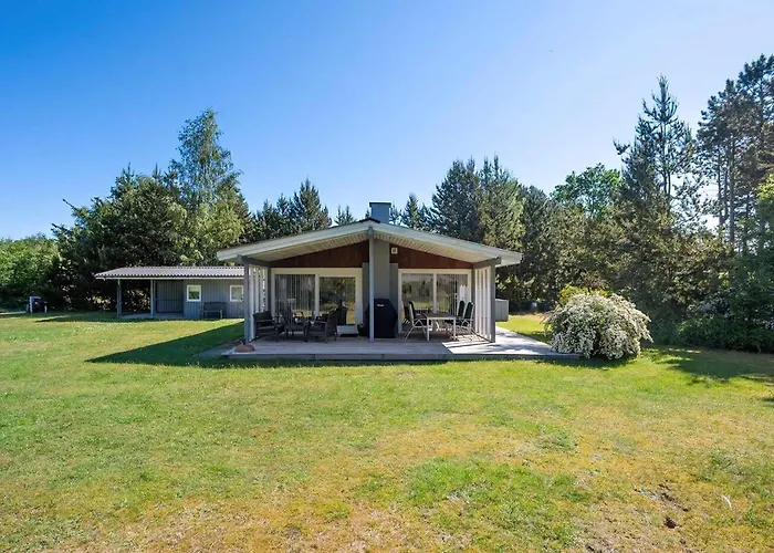 Holiday home Well-designed House In Scenic Surroundings *