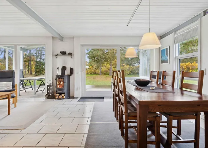 Well-designed House In Scenic Surroundings Holiday home Martofte